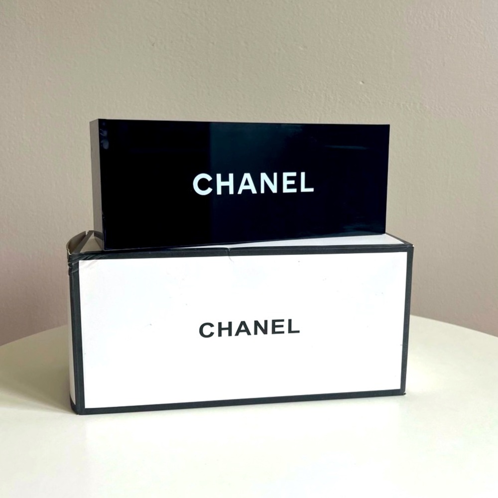 Chanel New Makeup Brush Or Makeup Holder Organizer